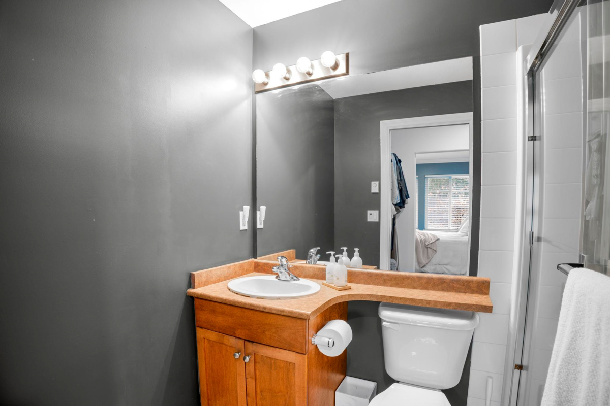 Entry Foyer Photo of 24 19141 124 Avenue, Pitt Meadows, BC