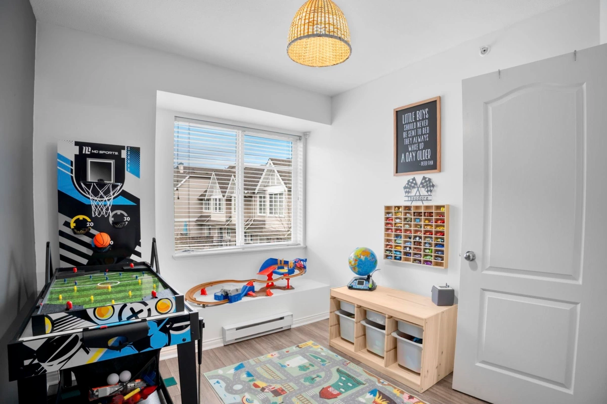 Front Yard Photo of 24 19141 124 Avenue, Pitt Meadows, BC