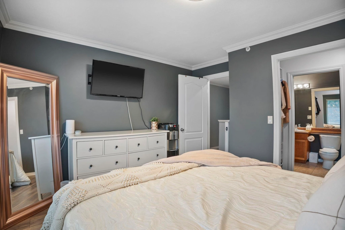 Laundry Room Photo of 24 19141 124 Avenue, Pitt Meadows, BC