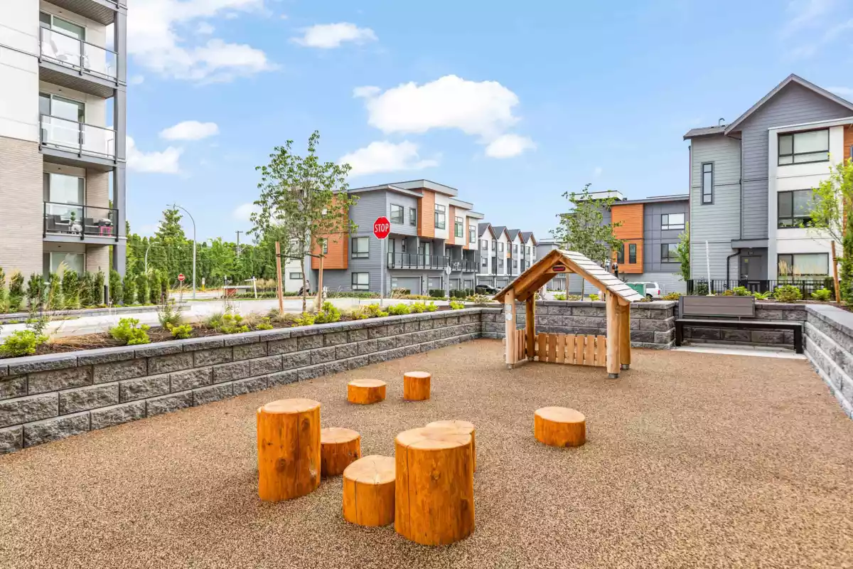 Garage Interior Photo of 106 30494 Cardinal Avenue, Abbotsford, BC