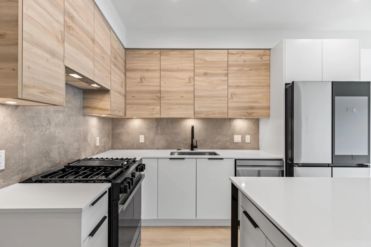 Pantry Photo of 106 30494 Cardinal Avenue, Abbotsford, BC