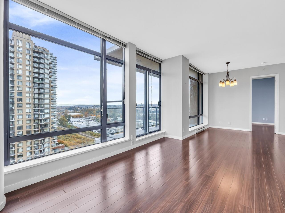 Bedroom 4 Photo of 2006 2345 Madison Avenue, Burnaby, BC