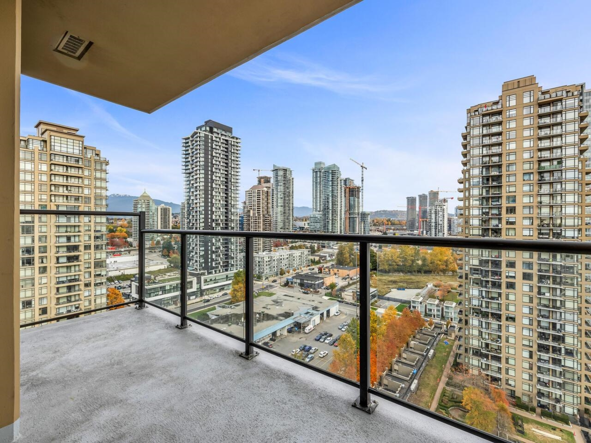 Garage Interior Photo of 2006 2345 Madison Avenue, Burnaby, BC