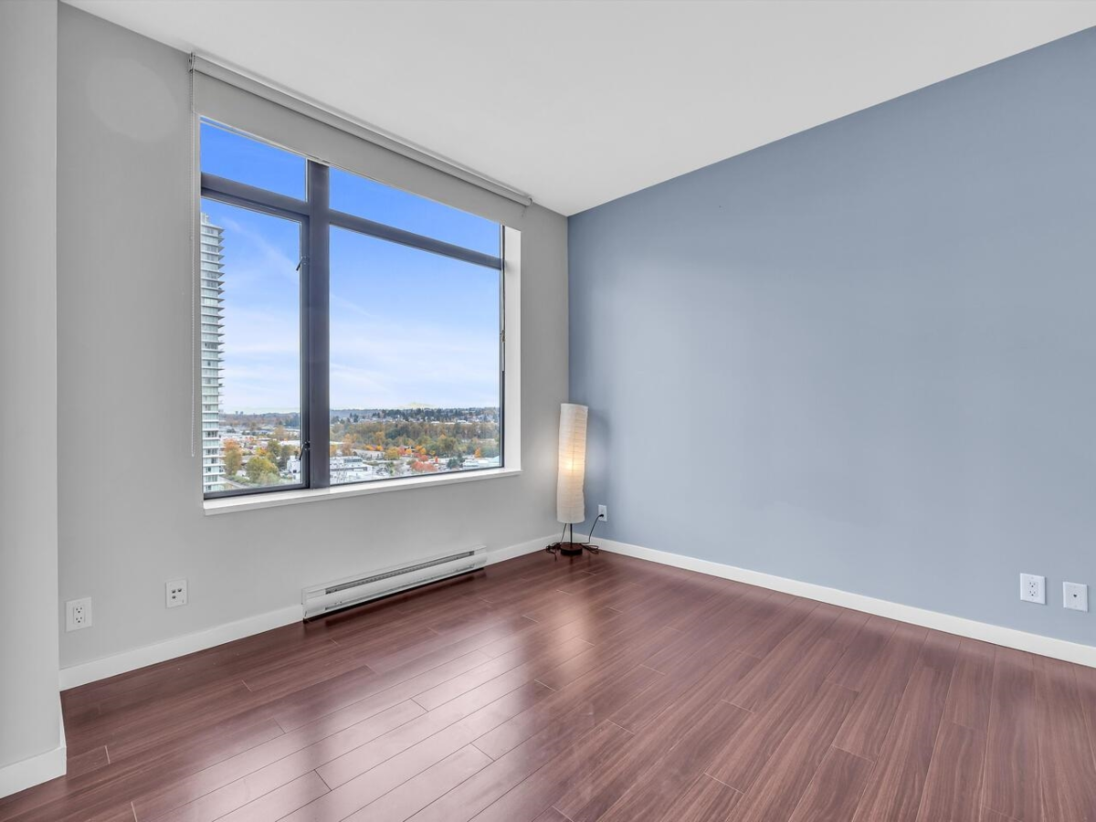 Laundry Room Photo of 2006 2345 Madison Avenue, Burnaby, BC