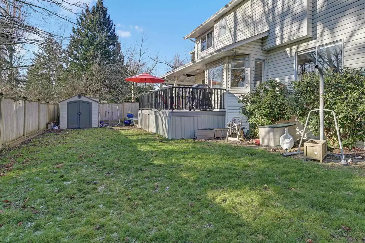 Backyard Photo of 18274 58a Avenue, Surrey, BC