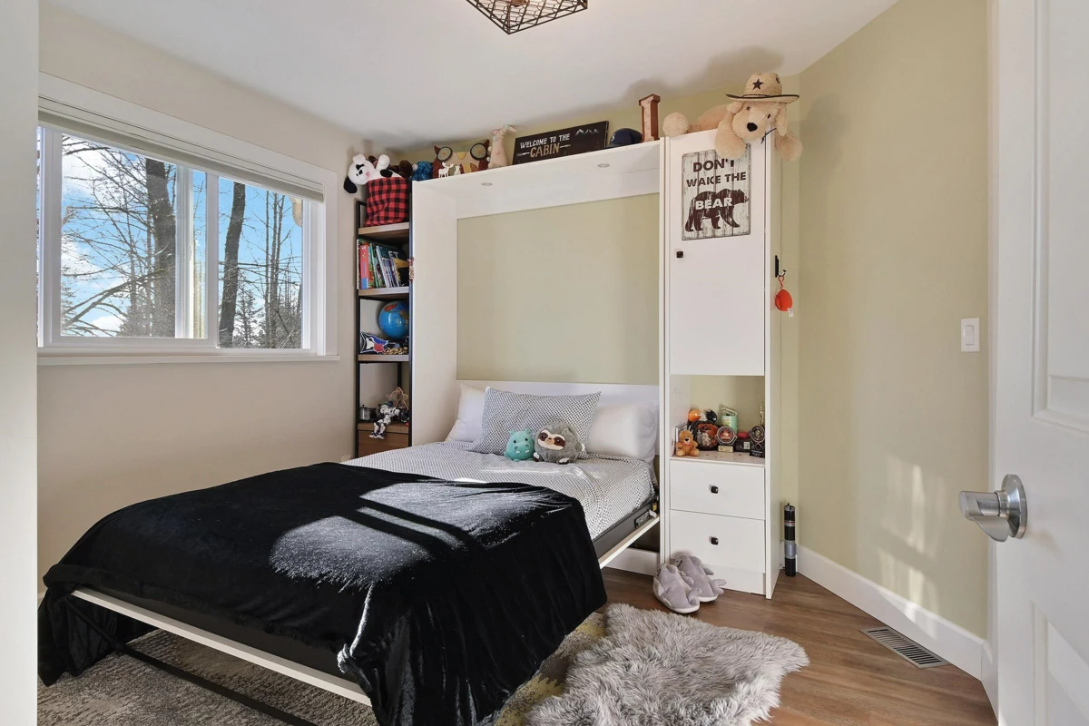 Bedroom 4 Photo of 18274 58a Avenue, Surrey, BC