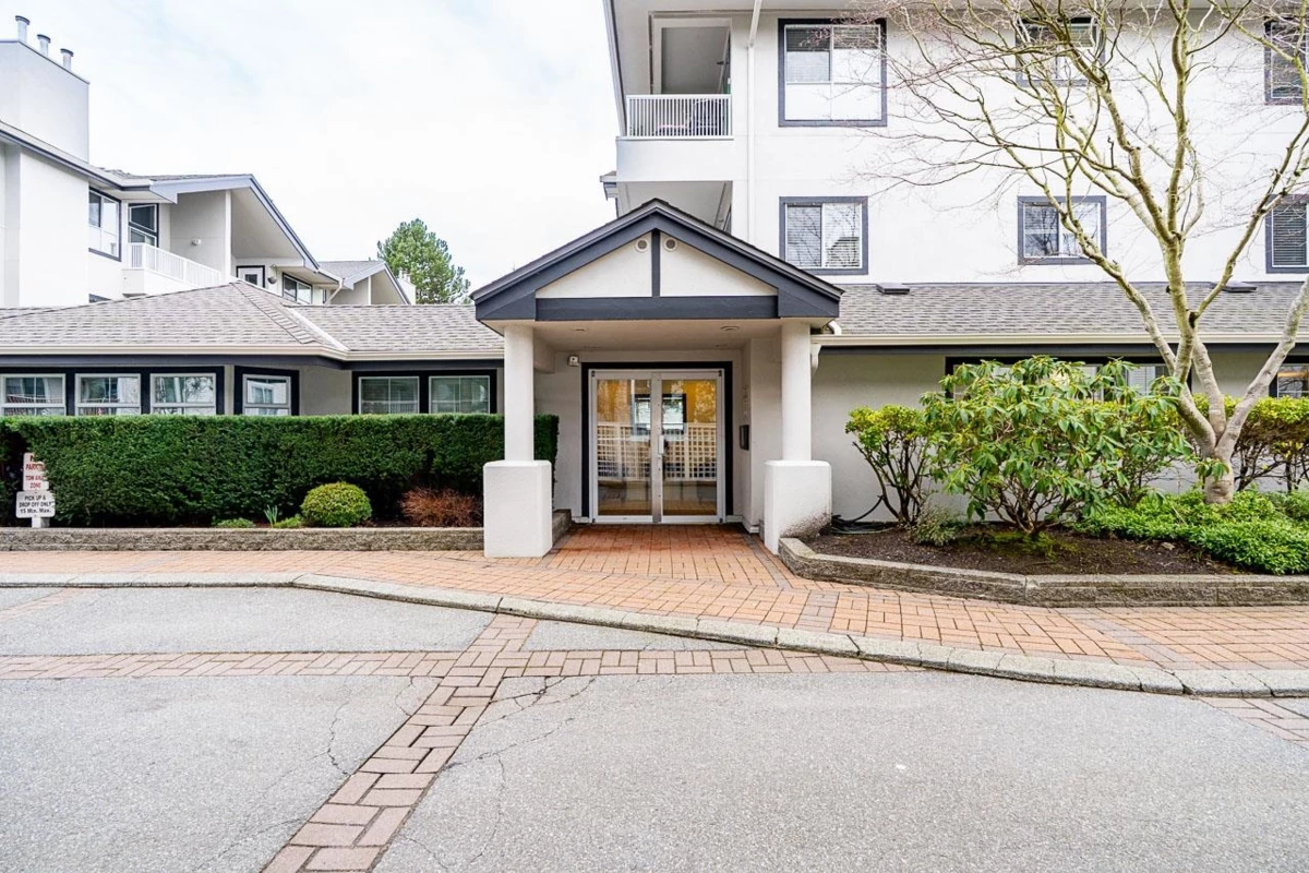 Outdoor Patio Photo of 209 15272 20 Avenue, Surrey, BC