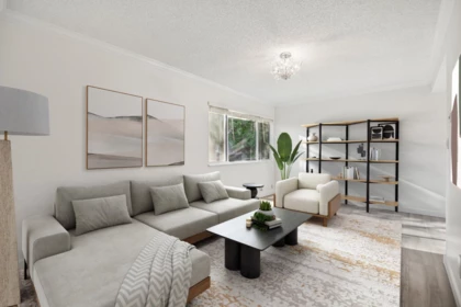 121 3461 E 49th Avenue, Vancouver, BC