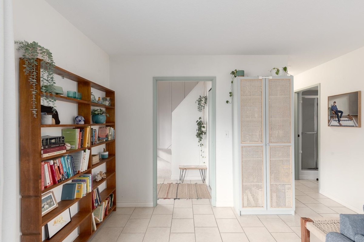 Kitchen Photo of 726 Vernon Drive, Vancouver, BC