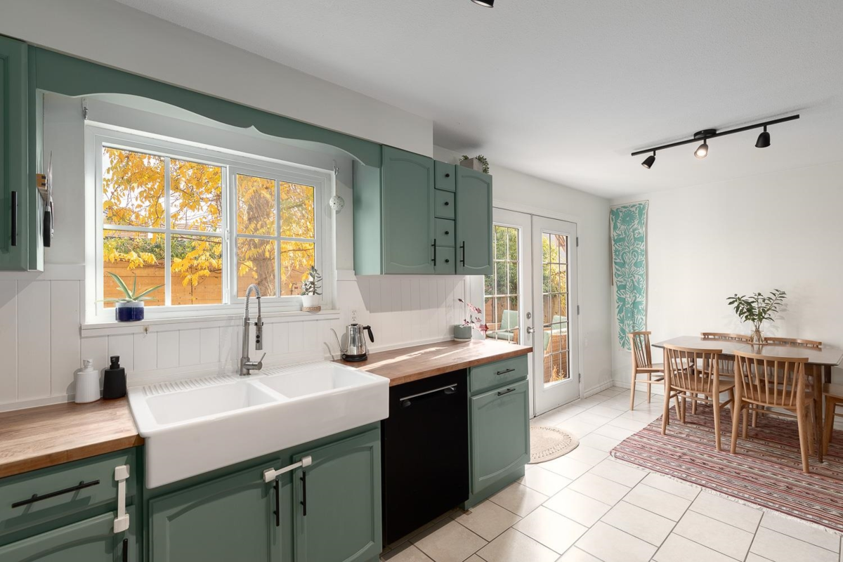 Office / Den Photo of 726 Vernon Drive, Vancouver, BC