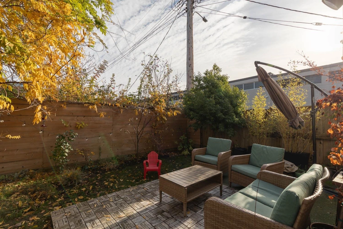 Outdoor Kitchen Photo of 726 Vernon Drive, Vancouver, BC