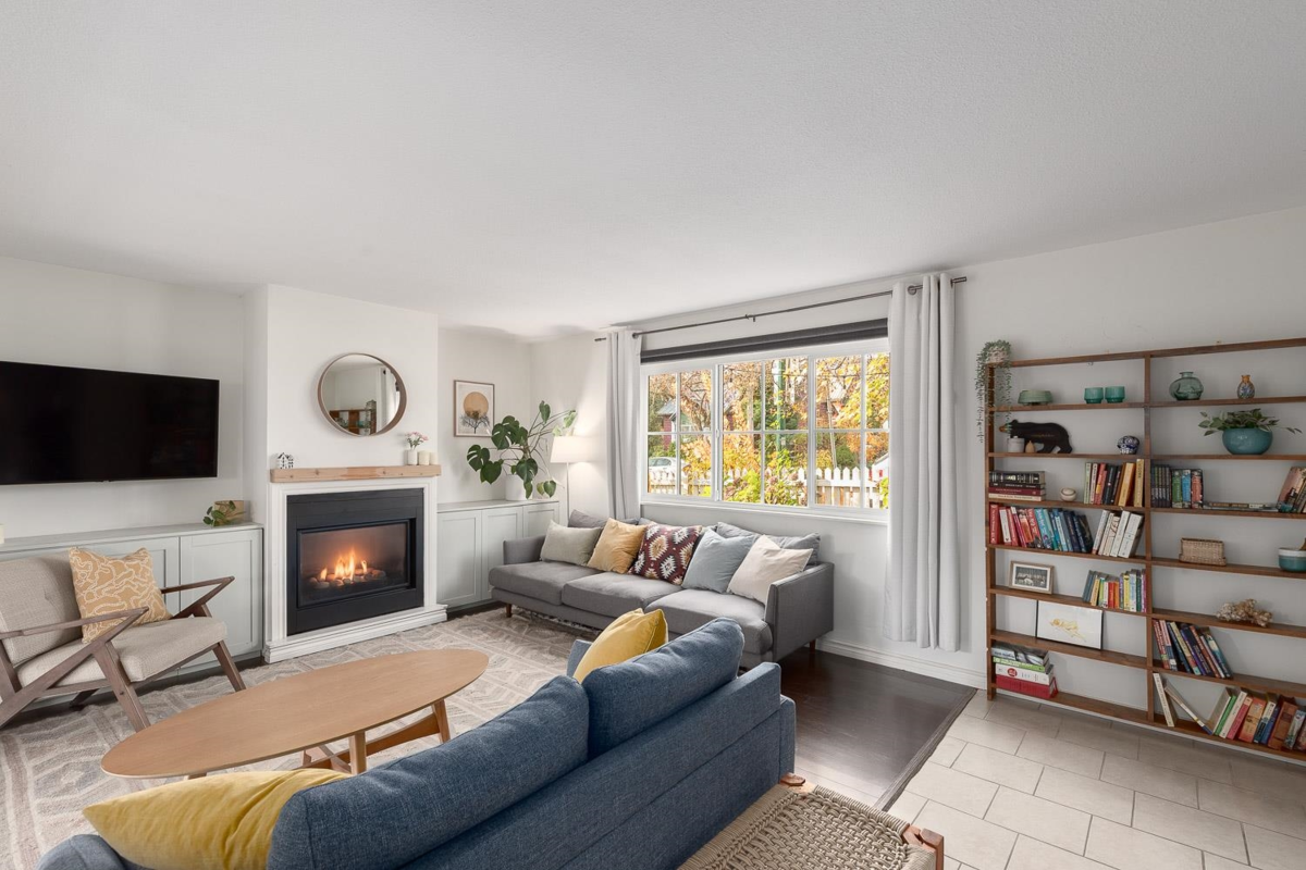 Pantry Photo of 726 Vernon Drive, Vancouver, BC