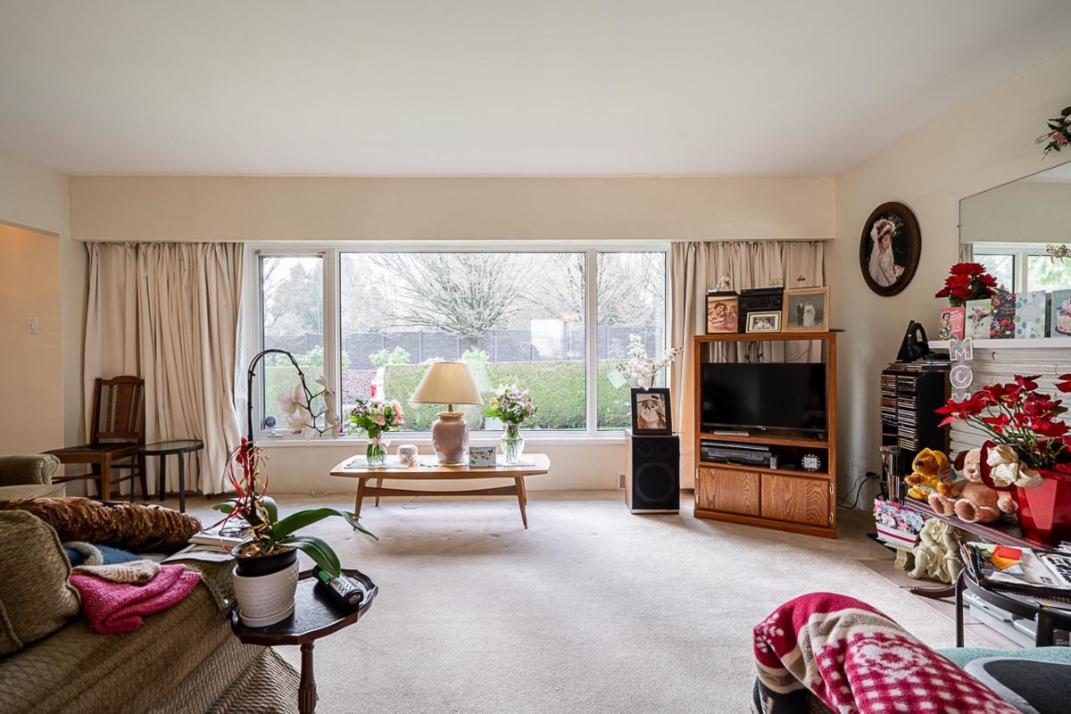 Kitchen Photo of 7430 Boundary Road, Burnaby, BC