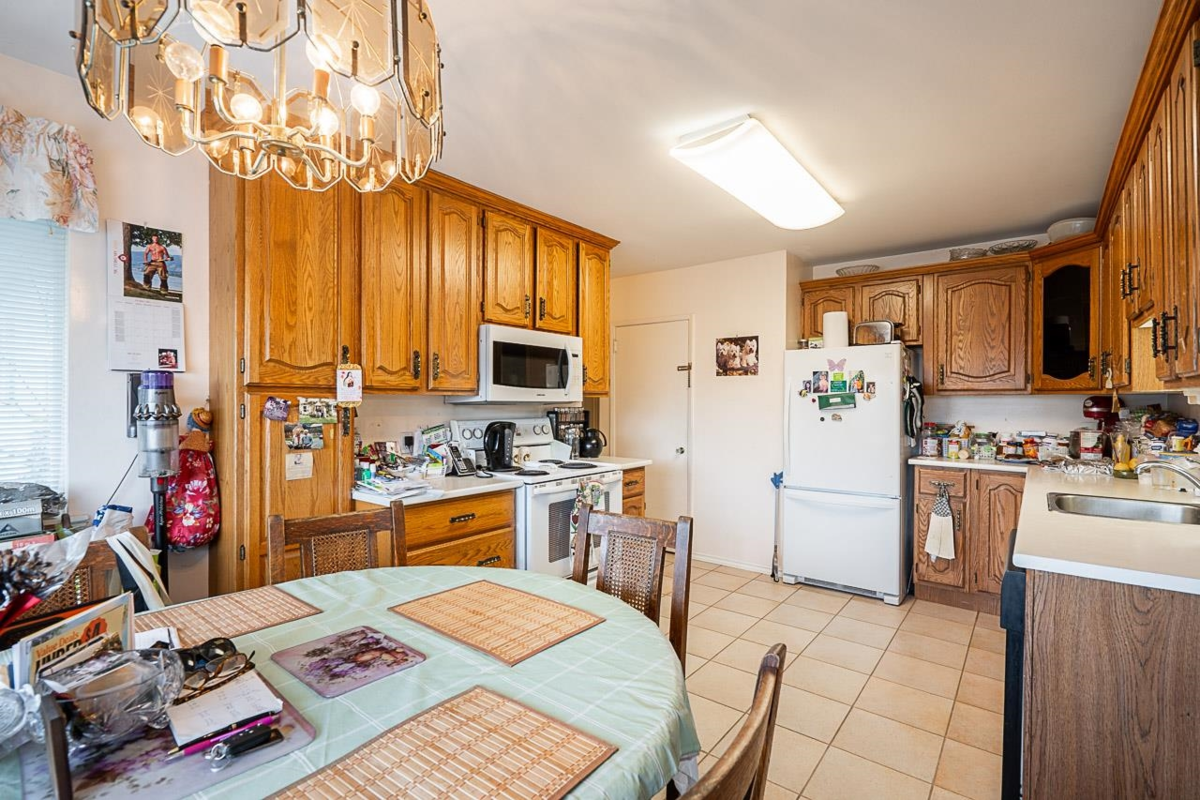 Primary Bedroom Photo of 7430 Boundary Road, Burnaby, BC