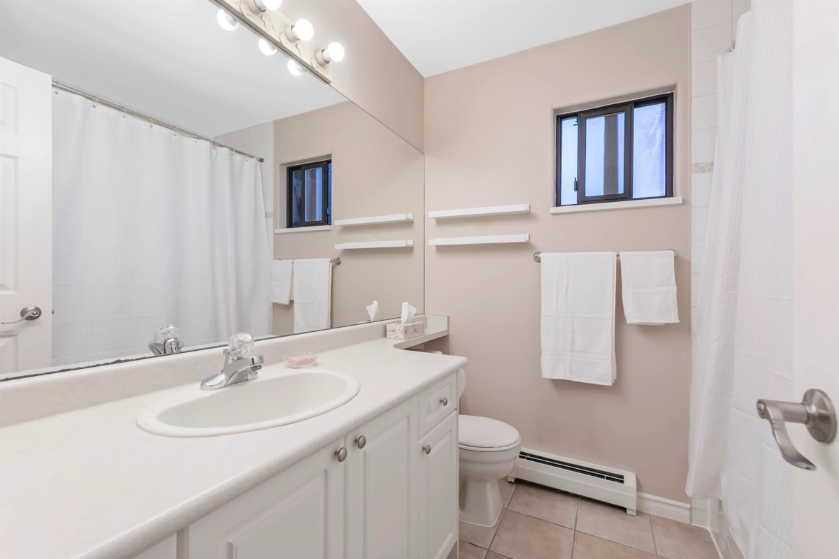 Guest Bathroom Photo of 4721 Village Drive, Burnaby, BC
