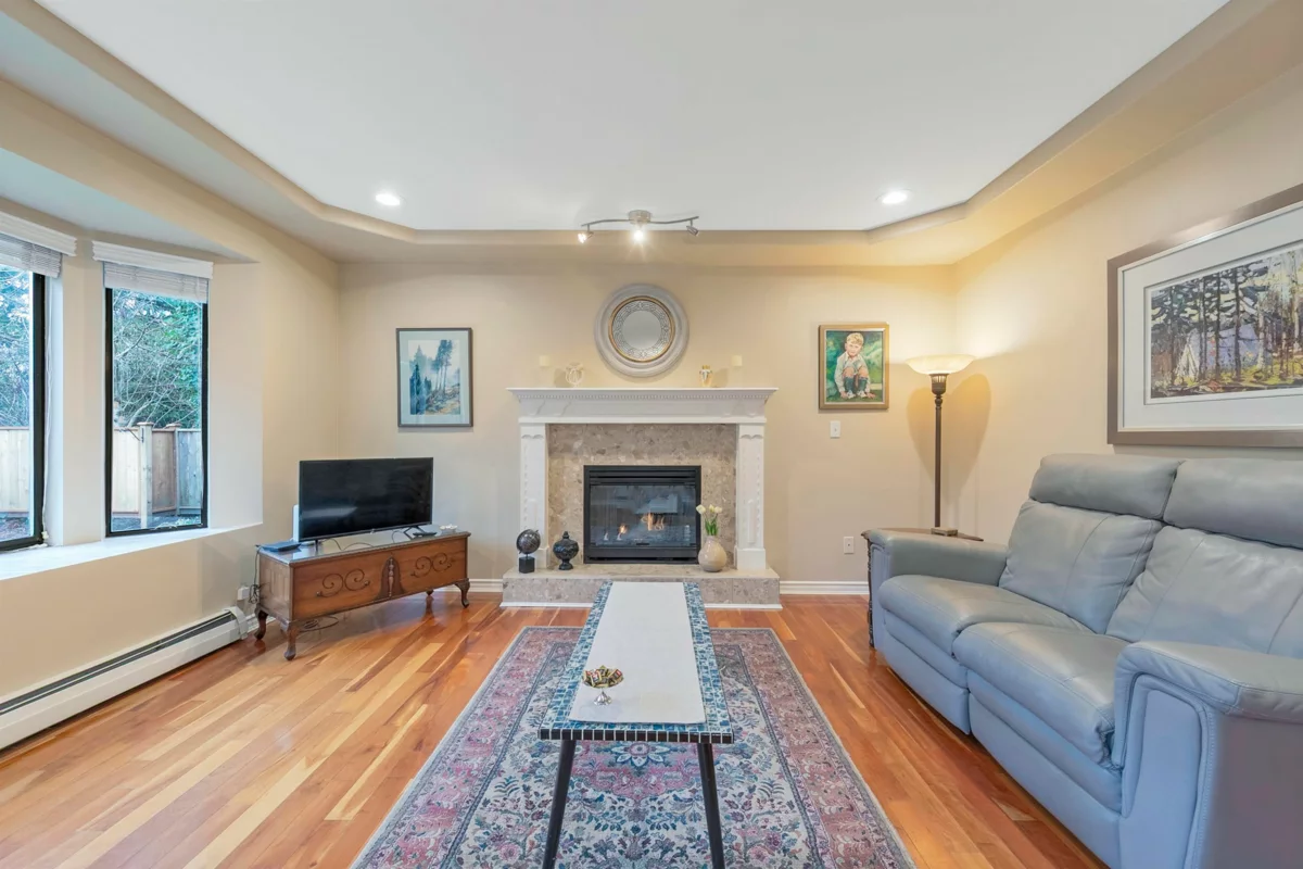 Kitchen Island Photo of 4721 Village Drive, Burnaby, BC