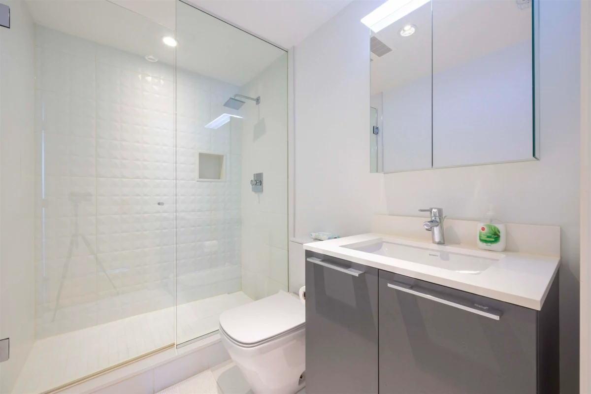 Bedroom 3 Photo of 1505 4638 Gladstone Street, Vancouver, BC