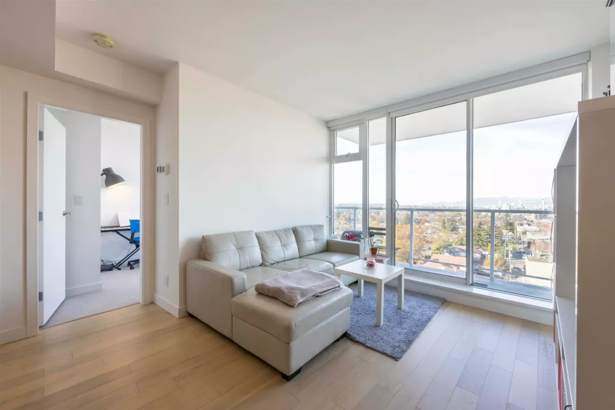 Living Room Photo of 1505 4638 Gladstone Street, Vancouver, BC