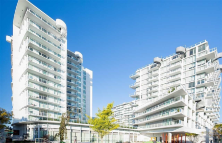 1505 4638 Gladstone Street, Vancouver, BC, Victoria VE — 3 bed apartment/condo for sale