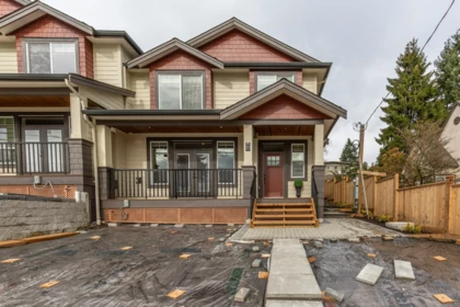 2 1211 Thomas Avenue, Coquitlam, BC