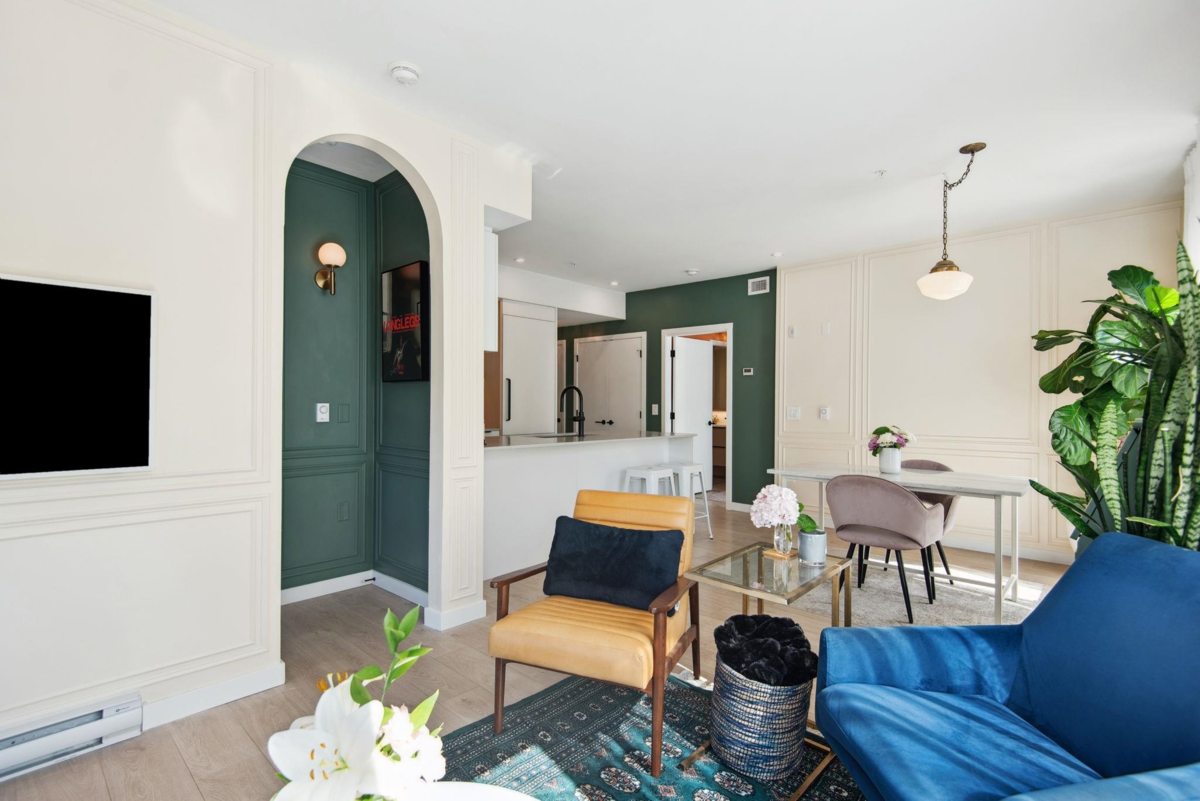 Kitchen Photo of 321 2520 Guelph Street, Vancouver, BC