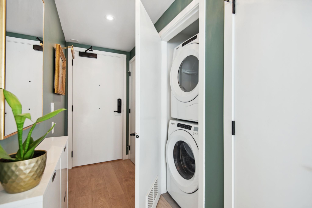 Office / Den Photo of 321 2520 Guelph Street, Vancouver, BC