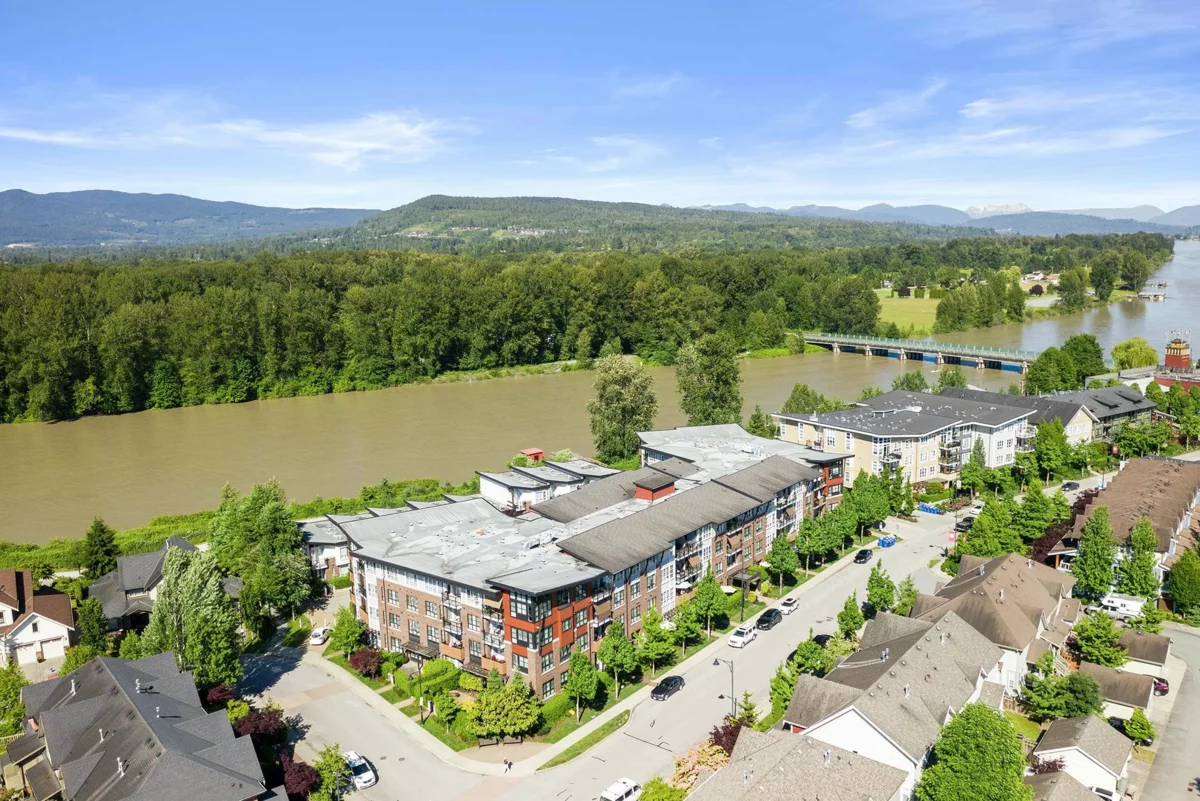 Front Yard Photo of 409 23215 Billy Brown Road, Langley, BC