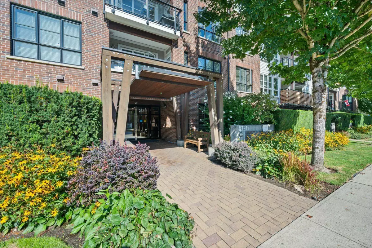 Kitchen Photo of 409 23215 Billy Brown Road, Langley, BC