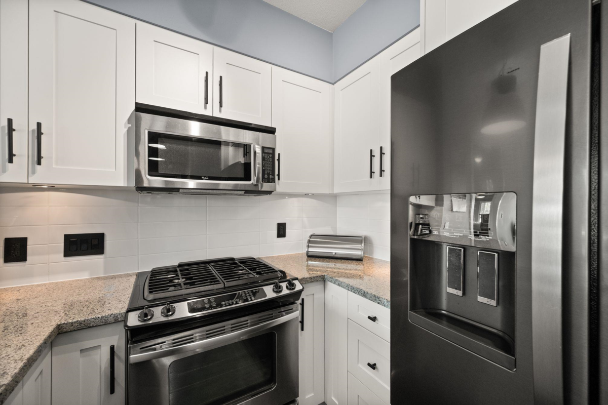 Primary Bedroom Photo of 409 23215 Billy Brown Road, Langley, BC