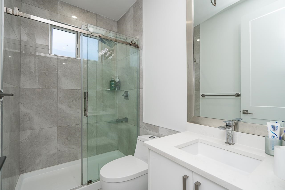 Garden / Landscaping Photo of 14517 72 Avenue, Surrey, BC