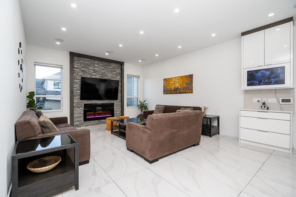 Primary Bedroom Photo of 14517 72 Avenue, Surrey, BC