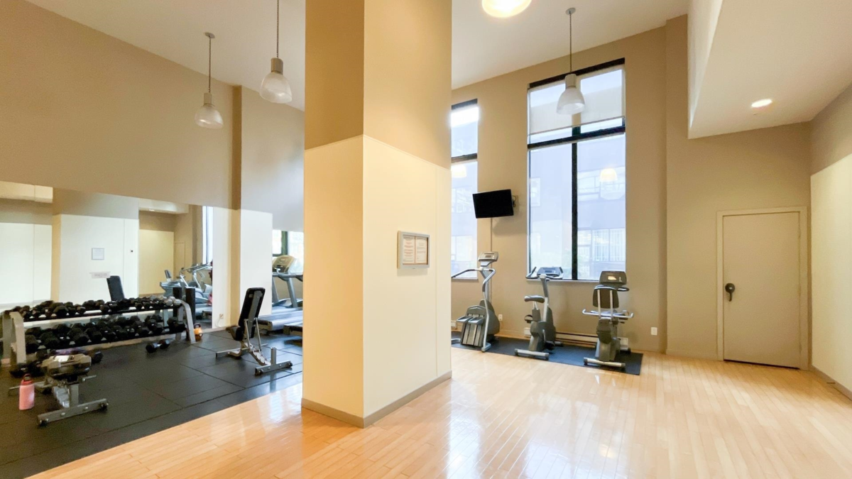 Basement Recreation Room Photo of 407 928 Homer Street, Vancouver, BC