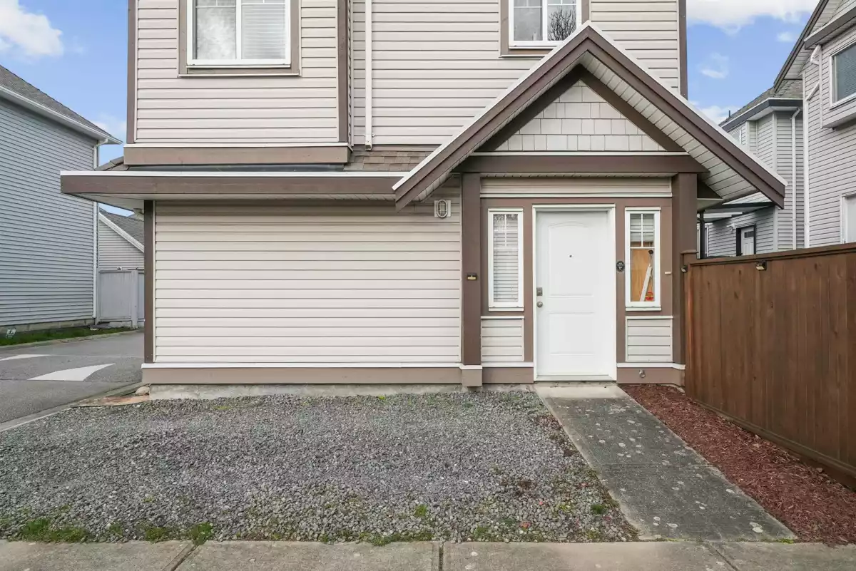 Backyard Photo of 6953 192 Street, Surrey, BC