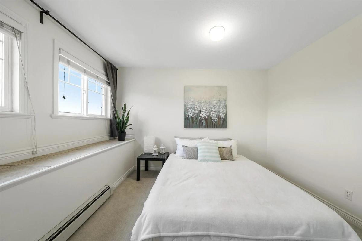 Loft / Bonus Room Photo of 6953 192 Street, Surrey, BC