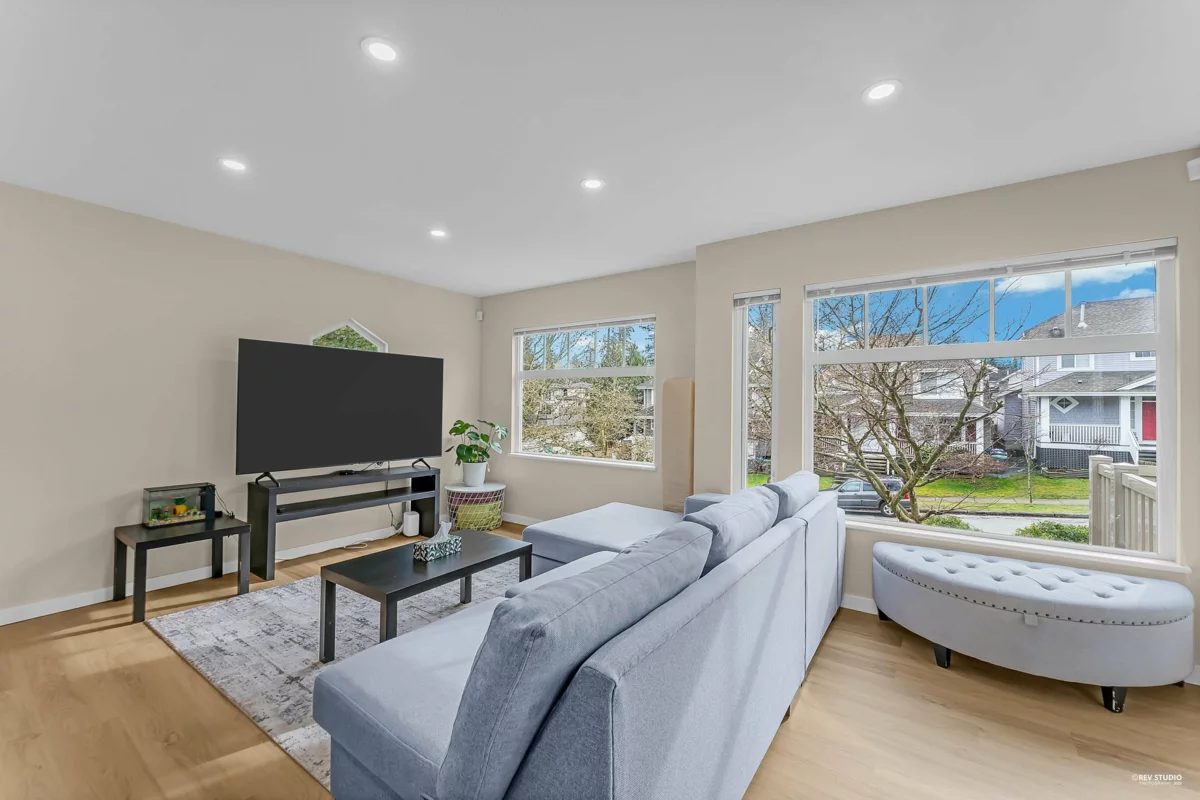 Walk-In Closet Photo of 21 15188 62a Avenue, Surrey, BC