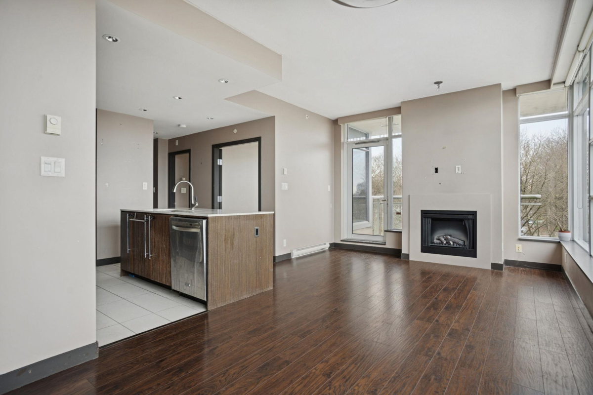 Breakfast Nook Photo of 602 1088 W 14th Avenue, Vancouver, BC