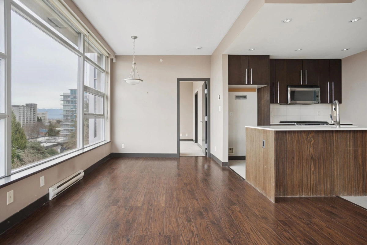 Living Room Photo of 602 1088 W 14th Avenue, Vancouver, BC