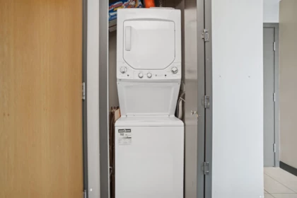 Laundry Room Photo of 602 1088 W 14th Avenue, Vancouver, BC