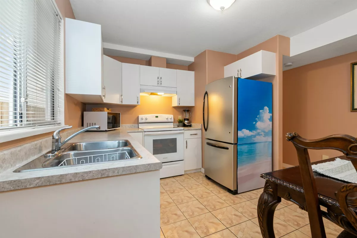 Outdoor Deck Photo of 3268 Vincent Street, Port Coquitlam, BC