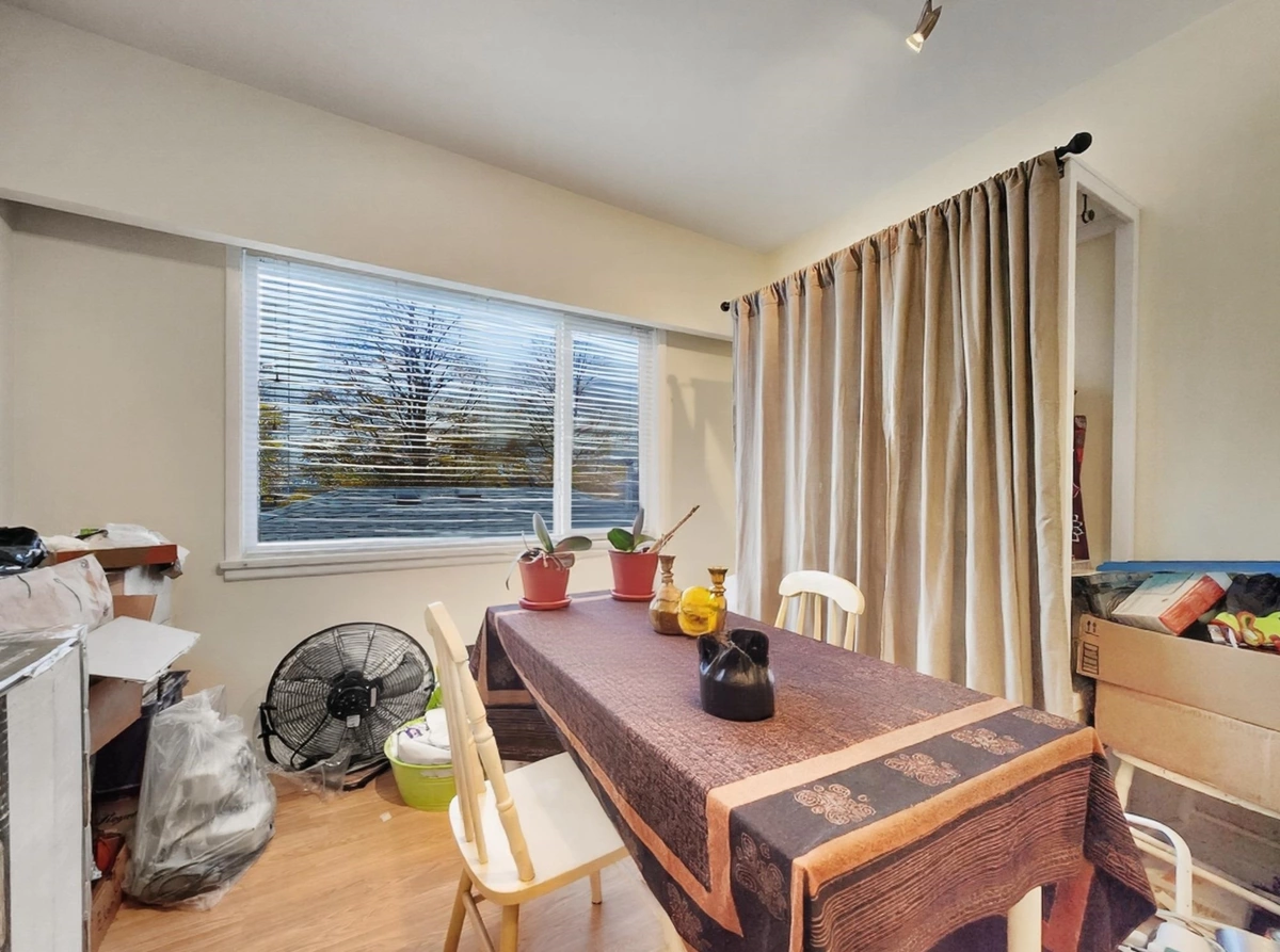 Family Room Photo of 1621 Adanac Street, Vancouver, BC