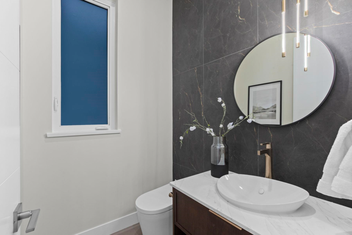 Office / Den Photo of 3073 Fromme Road, North Vancouver, BC