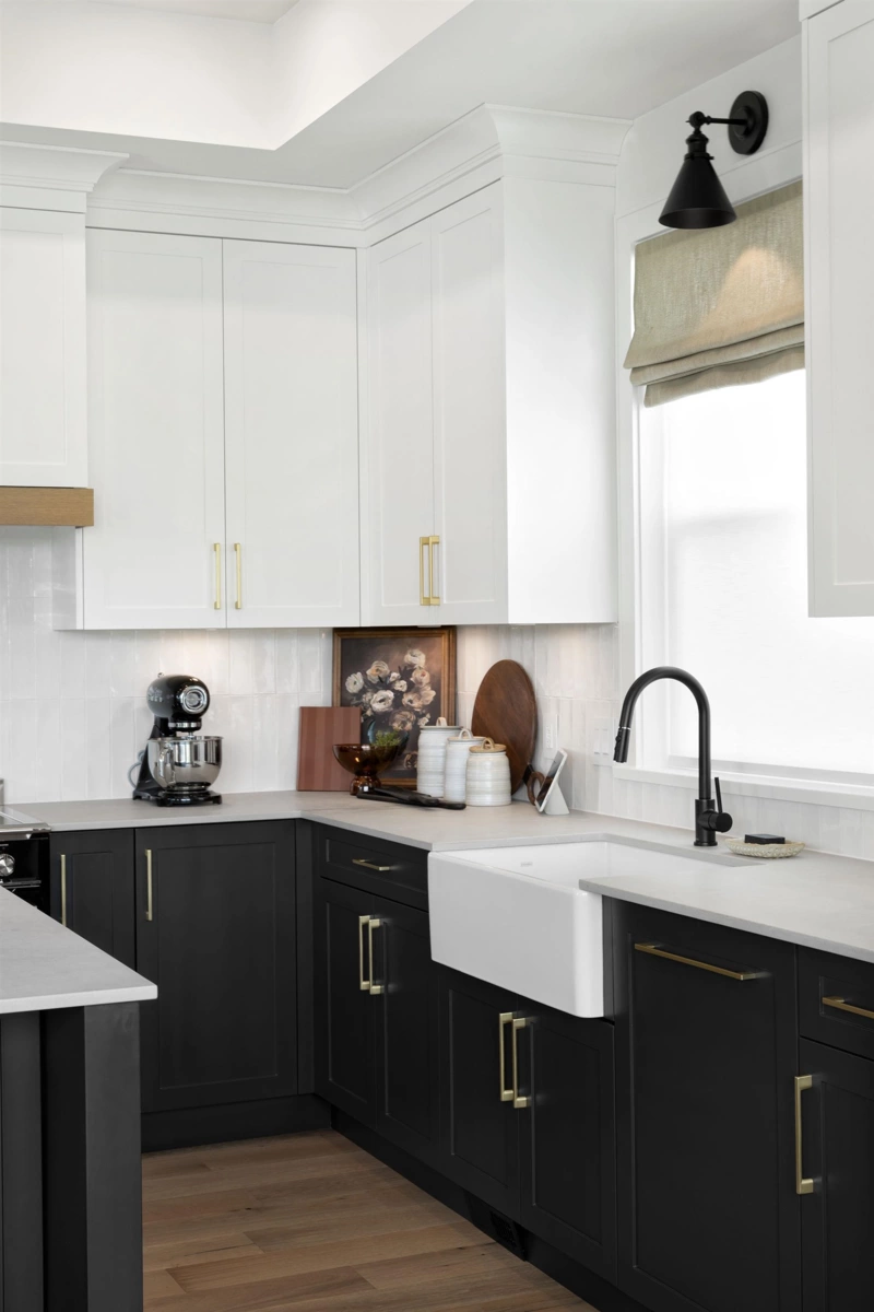 Kitchen Island Photo of 19648 78 Avenue, Langley, BC