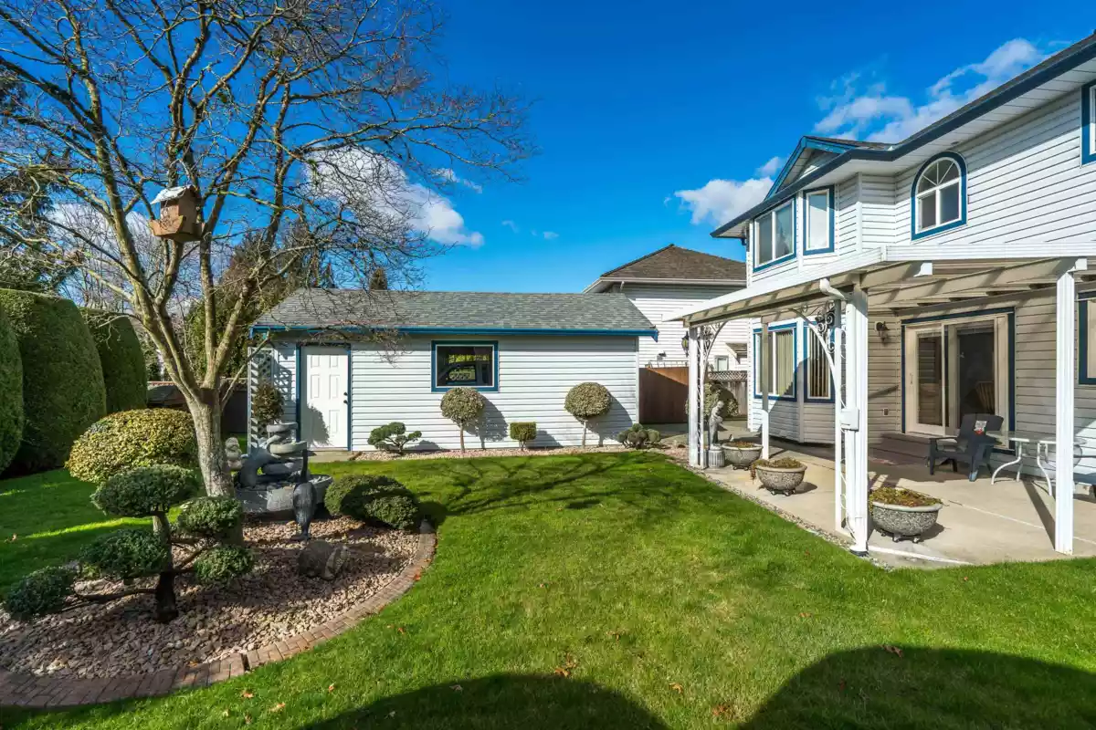 Garden / Landscaping Photo of 22120 46a Avenue, Langley, BC