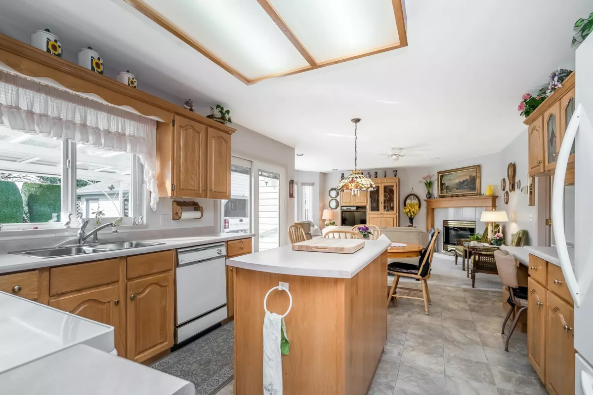 Primary Bedroom Photo of 22120 46a Avenue, Langley, BC