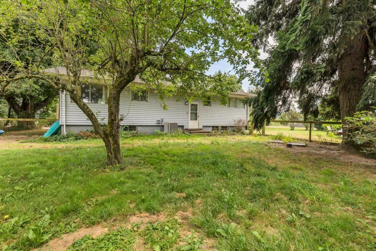 Front Yard Photo of 8591 Howell Road, Mission, BC