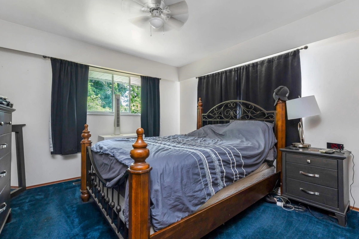 Powder Room Photo of 8591 Howell Road, Mission, BC