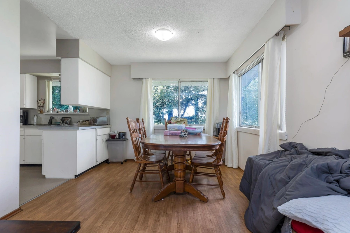 Primary Bathroom Photo of 8591 Howell Road, Mission, BC