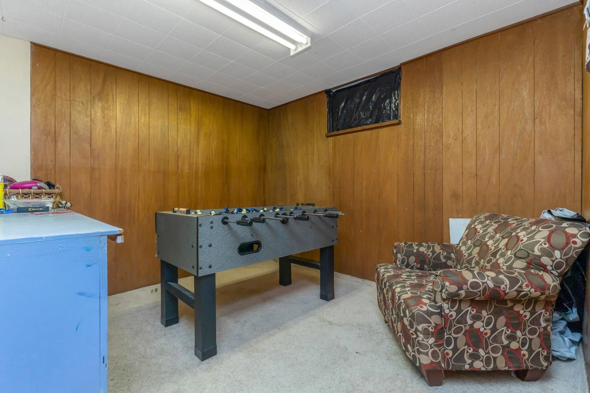 Staircase Photo of 8591 Howell Road, Mission, BC