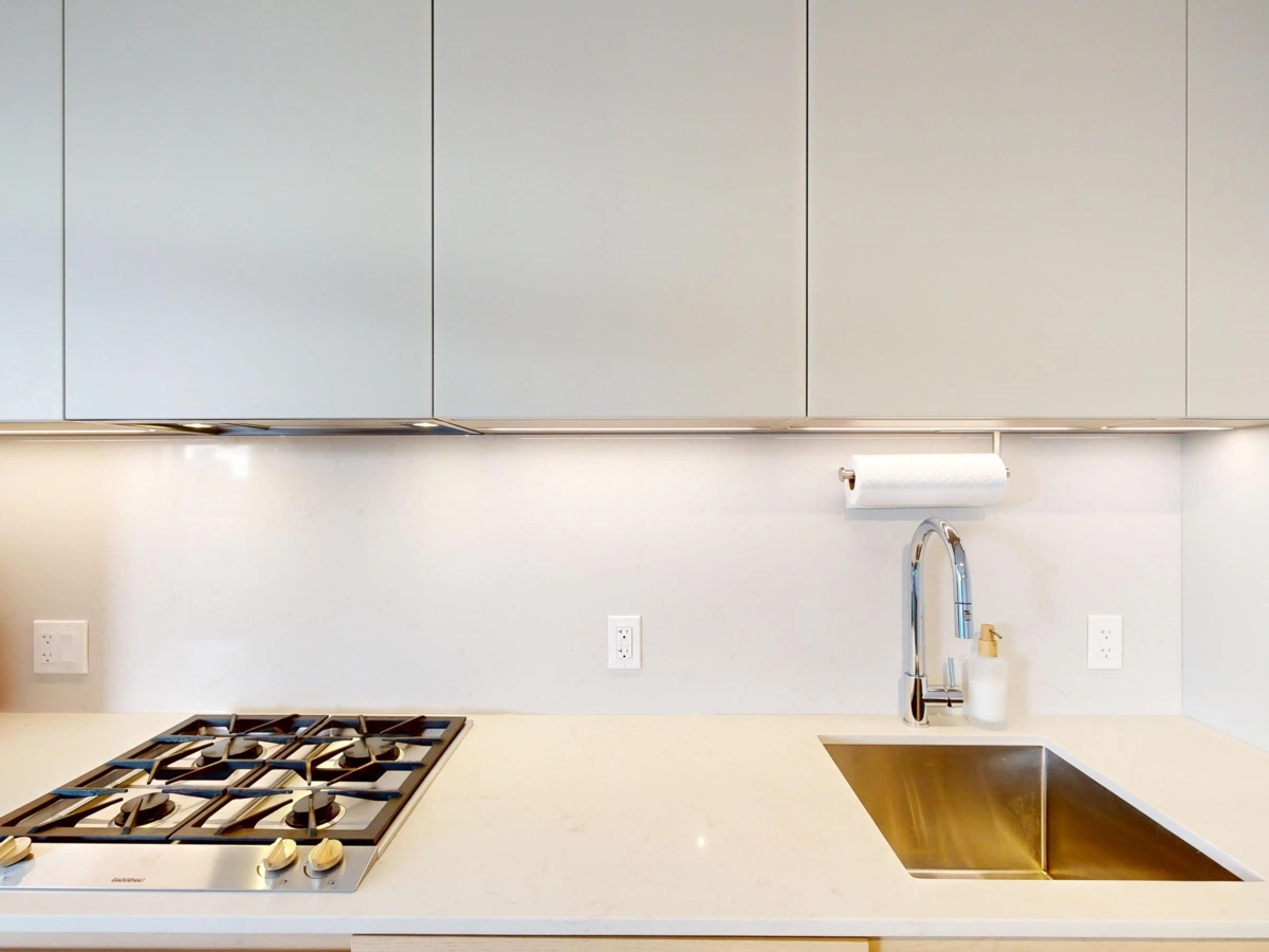 Kitchen Photo of 2103 1289 Hornby Street, Vancouver, BC