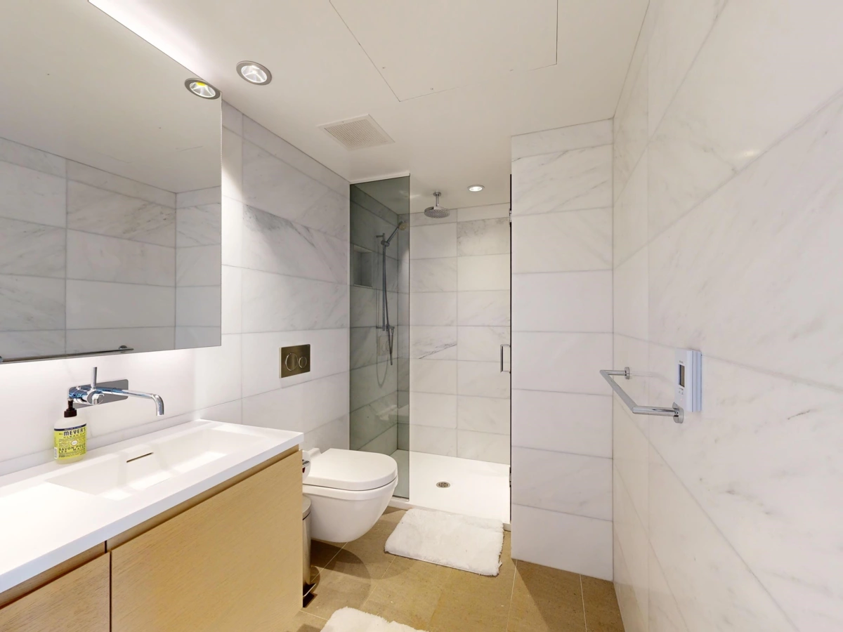 Primary Bathroom Photo of 2103 1289 Hornby Street, Vancouver, BC